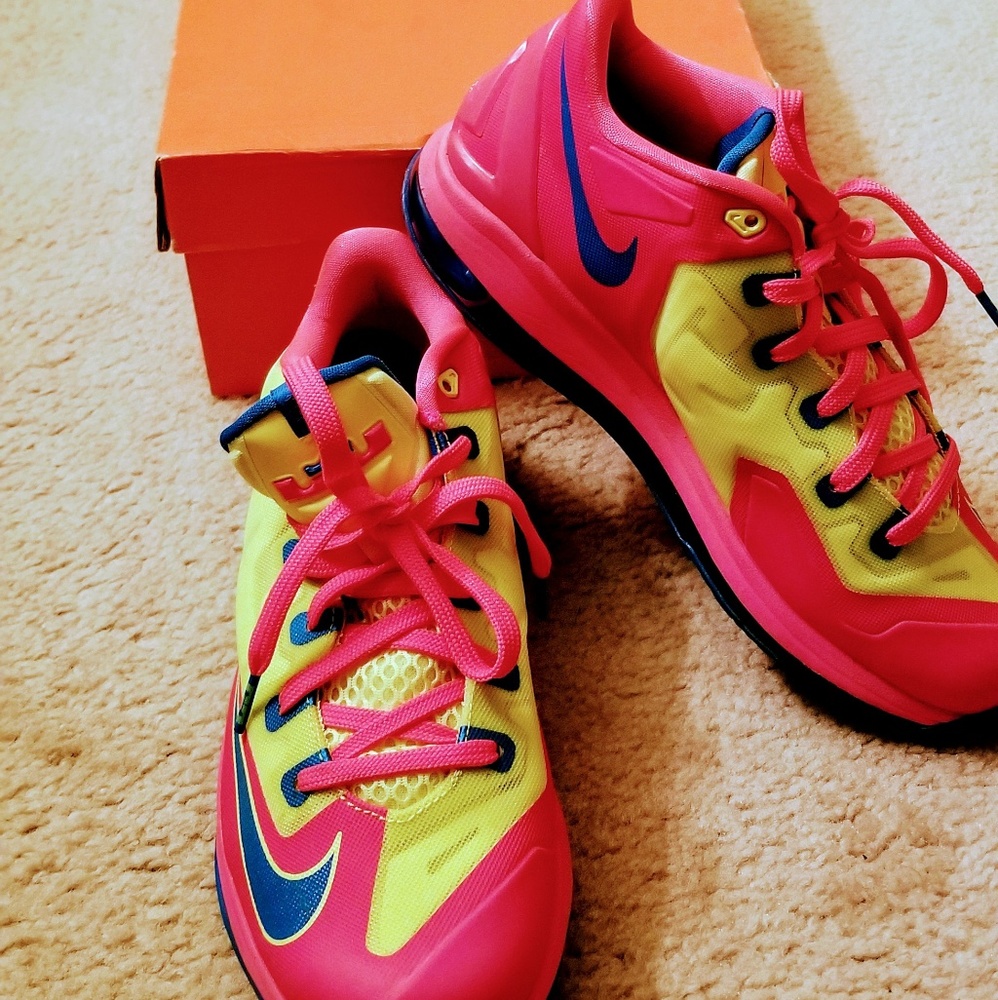 Mens 7 Max Lebron XI low gs sneakers